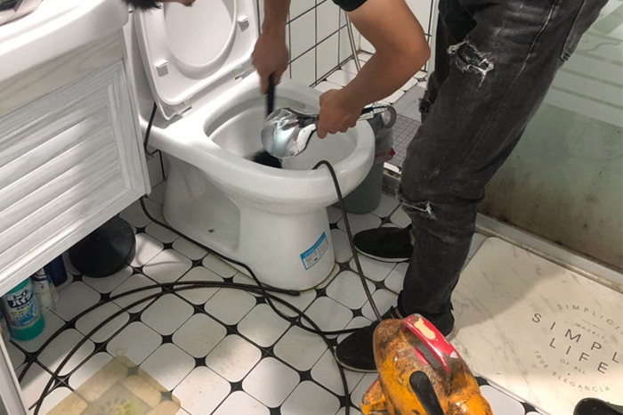 钟山疏通下水道